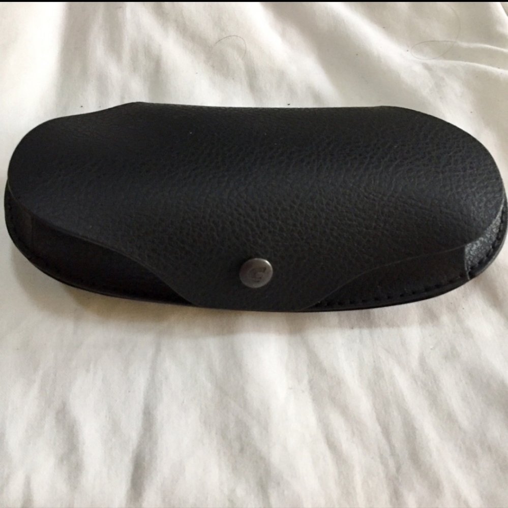 Carrera sunglasses case - black